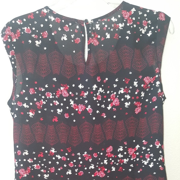 Candie's - Picture 3 of 3